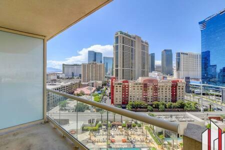 Mgm Signature-15-717 F1 Track & Strip View Balcony Las Vegas Eksteriør bilde